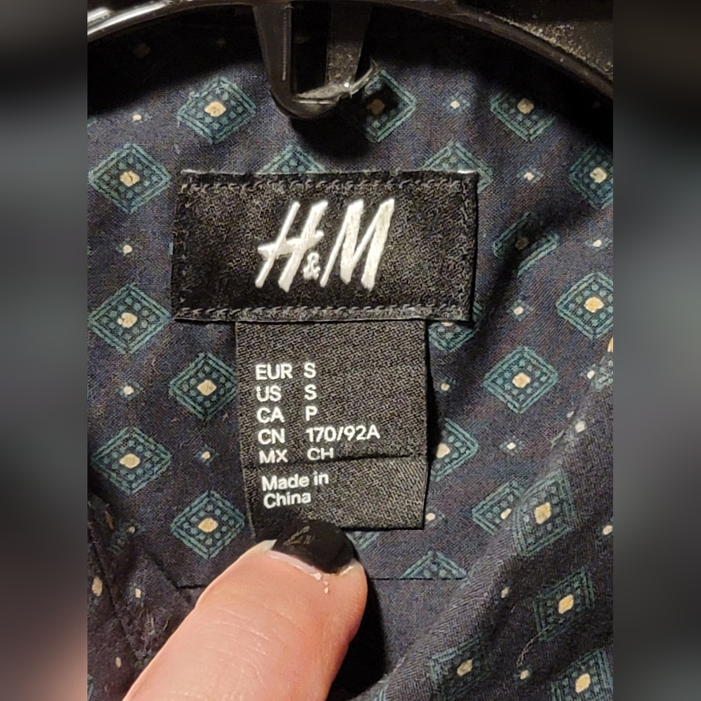 H&M Button down shirt - Picture 4 of 5